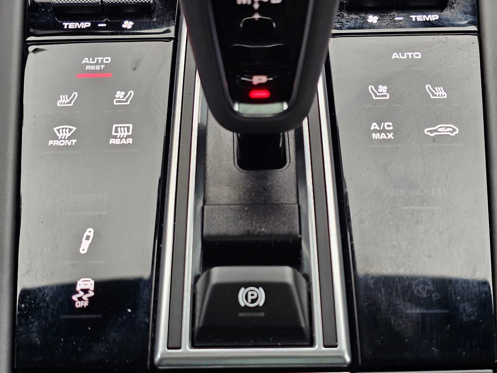 2023 Porsche Cayenne GTS