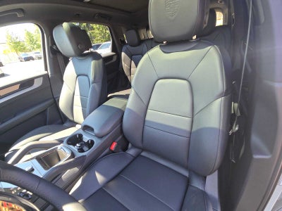 2025 Porsche Cayenne S