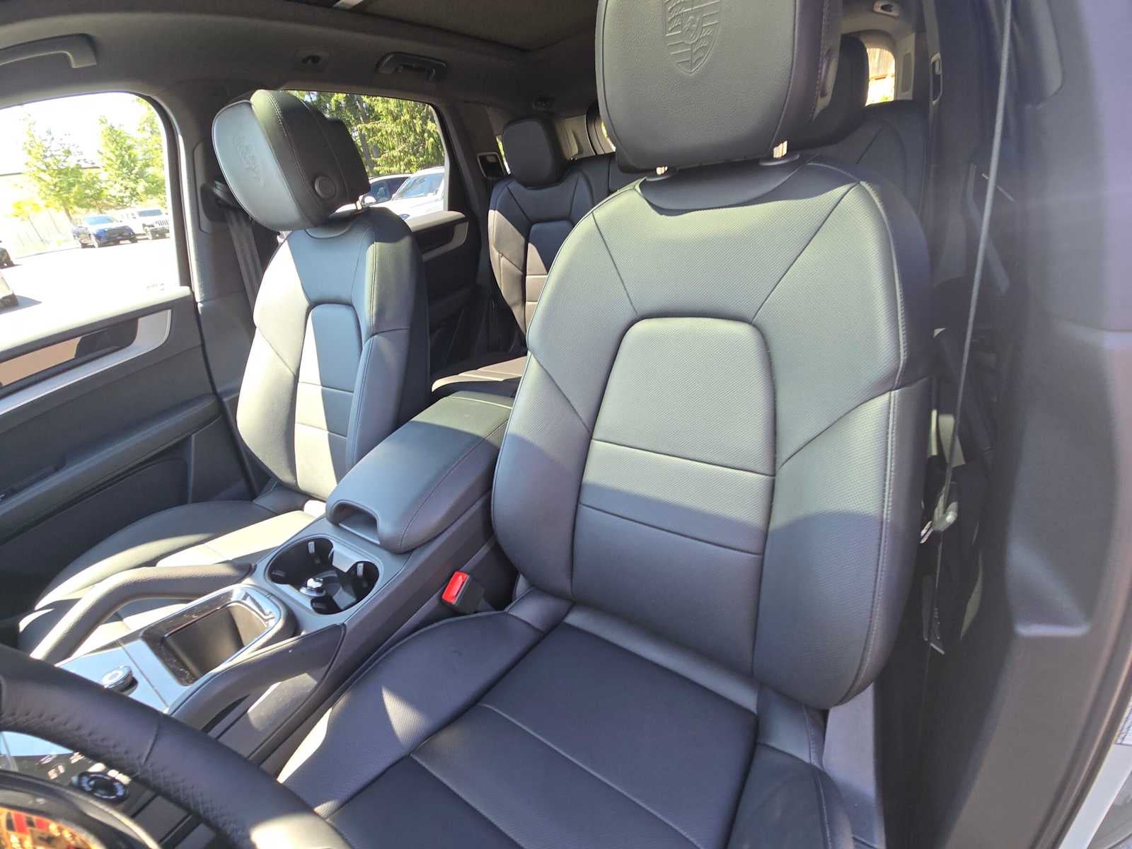 2025 Porsche Cayenne S