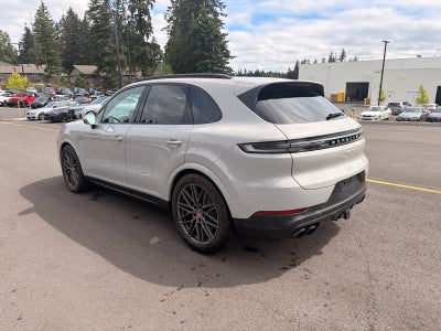 2025 Porsche Cayenne S