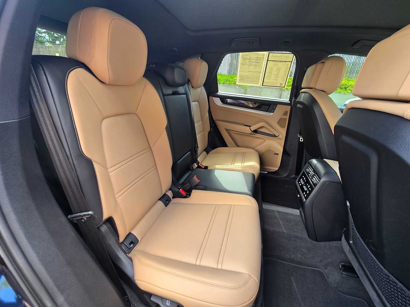 2024 Porsche Cayenne S E-Hybrid