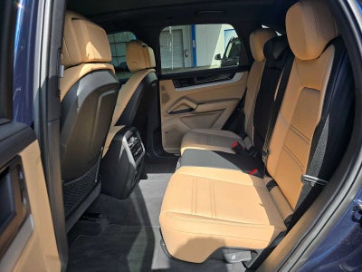 2024 Porsche Cayenne S E-Hybrid