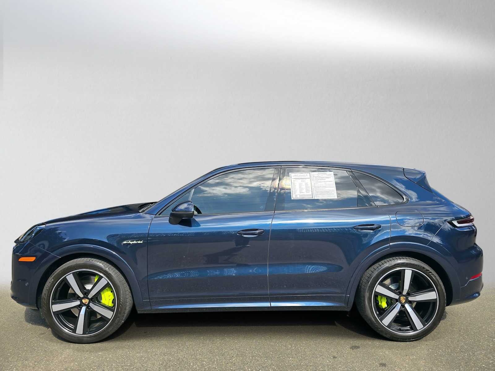 2024 Porsche Cayenne S E-Hybrid