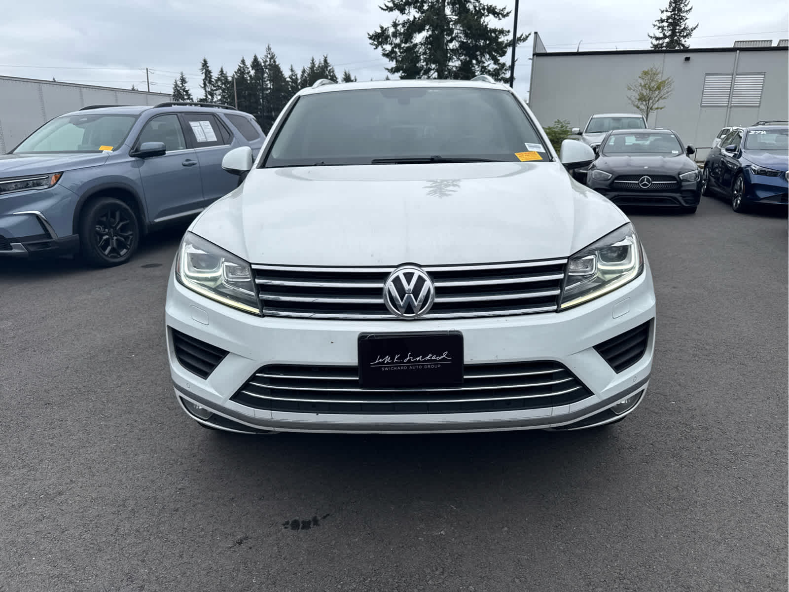 2016 Volkswagen Touareg Executive