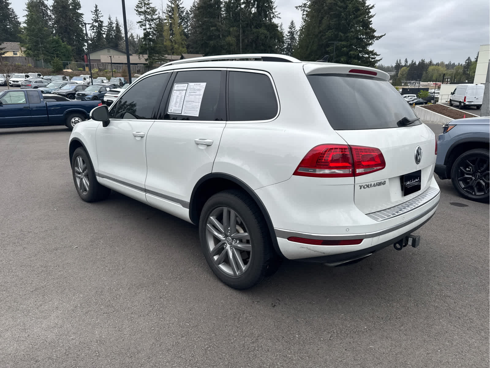 2016 Volkswagen Touareg Executive