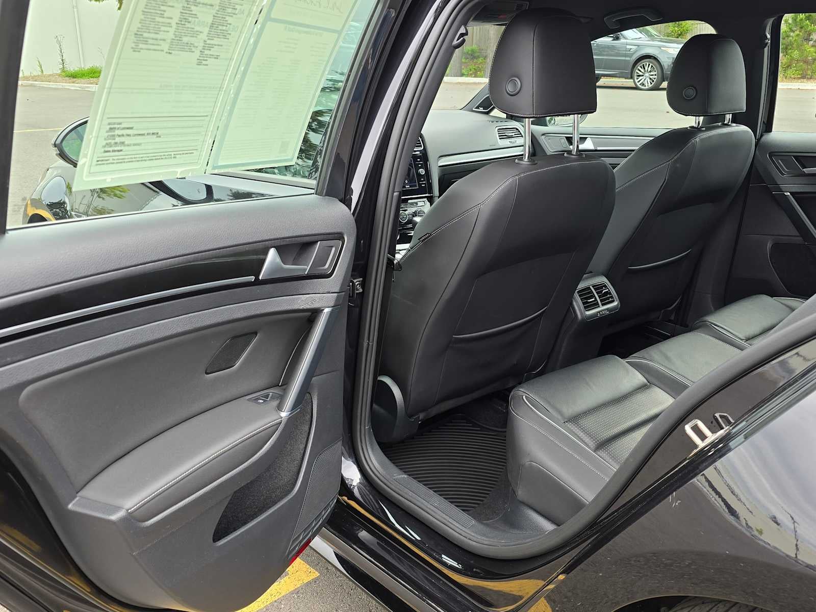 2019 Volkswagen Golf R 2.0T DSG w/DCC/Nav
