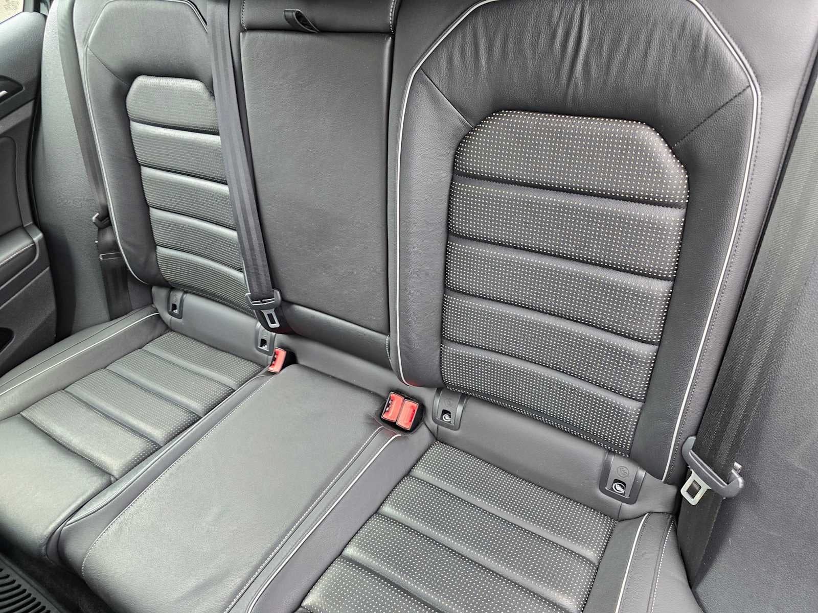 2019 Volkswagen Golf R 2.0T DSG w/DCC/Nav