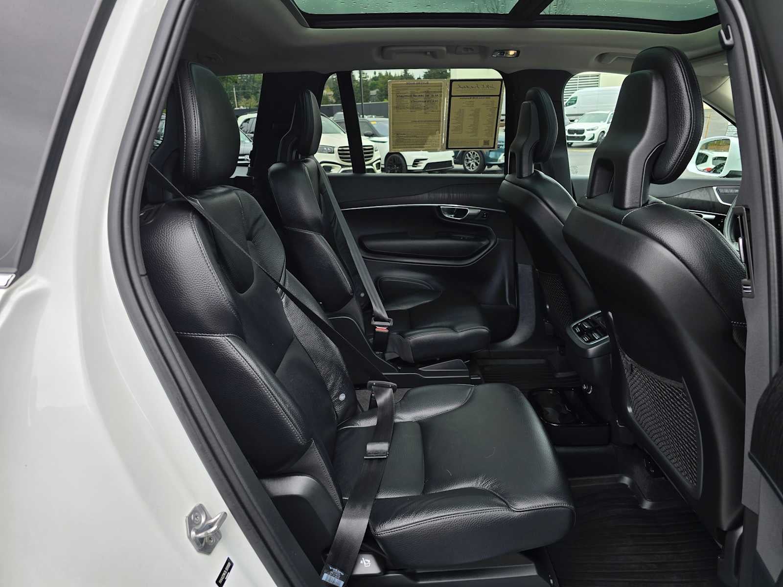 2020 Volvo XC90 Momentum