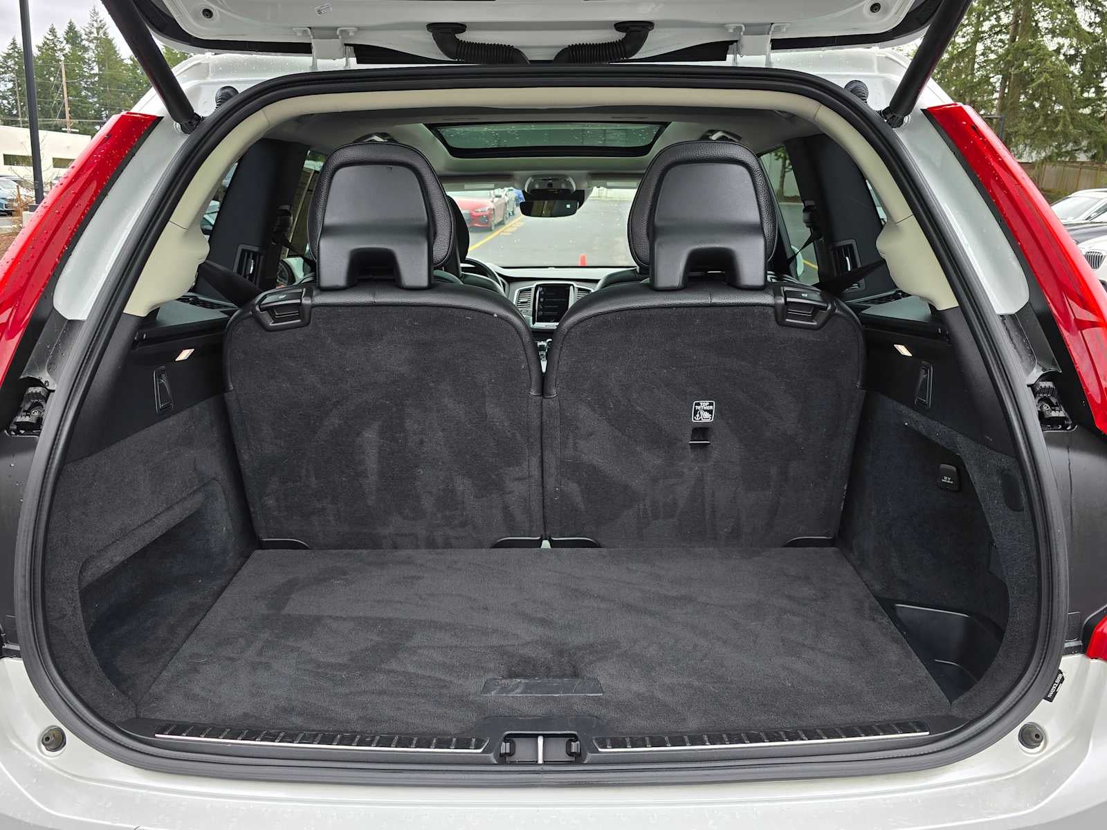 2020 Volvo XC90 Momentum