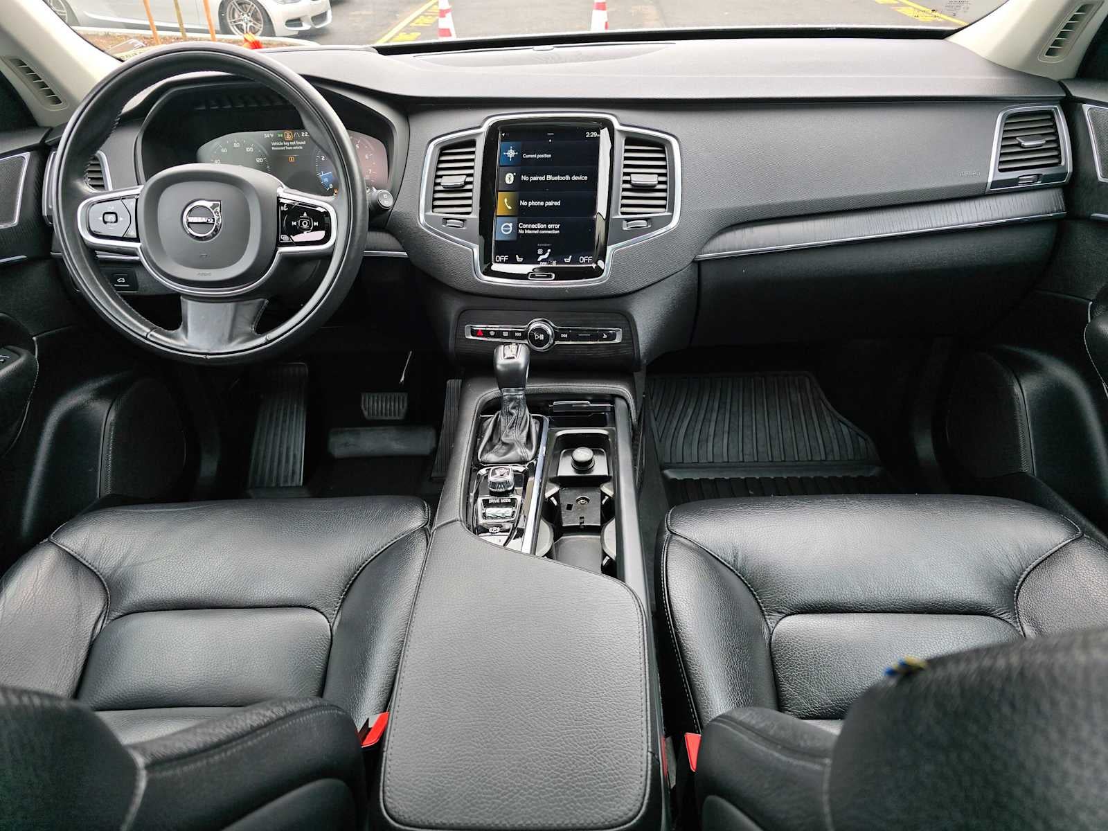 2020 Volvo XC90 Momentum