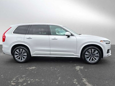 2020 Volvo XC90 Momentum