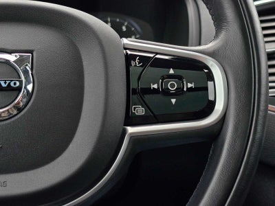 2020 Volvo XC90 Momentum
