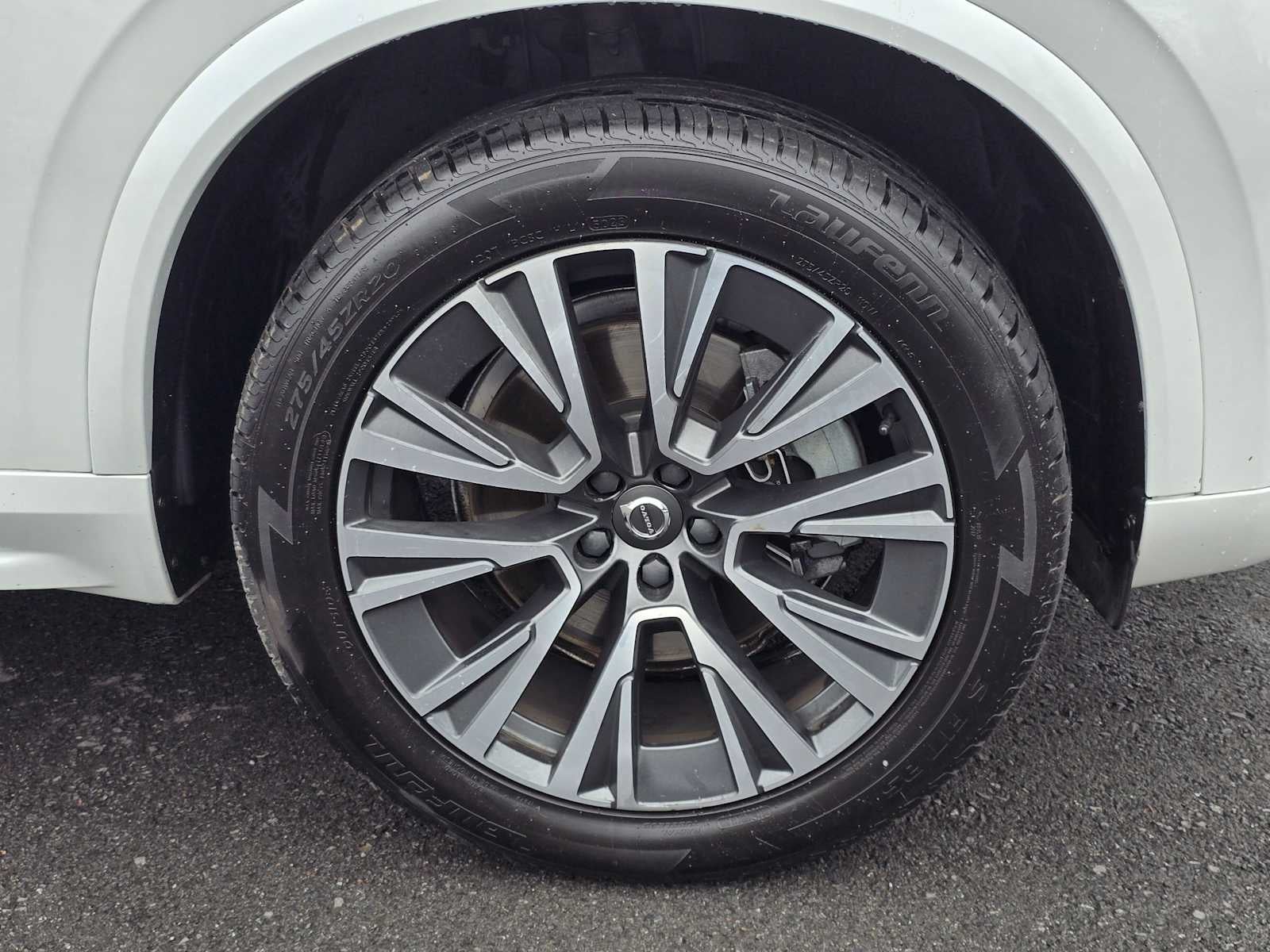 2020 Volvo XC90 Momentum