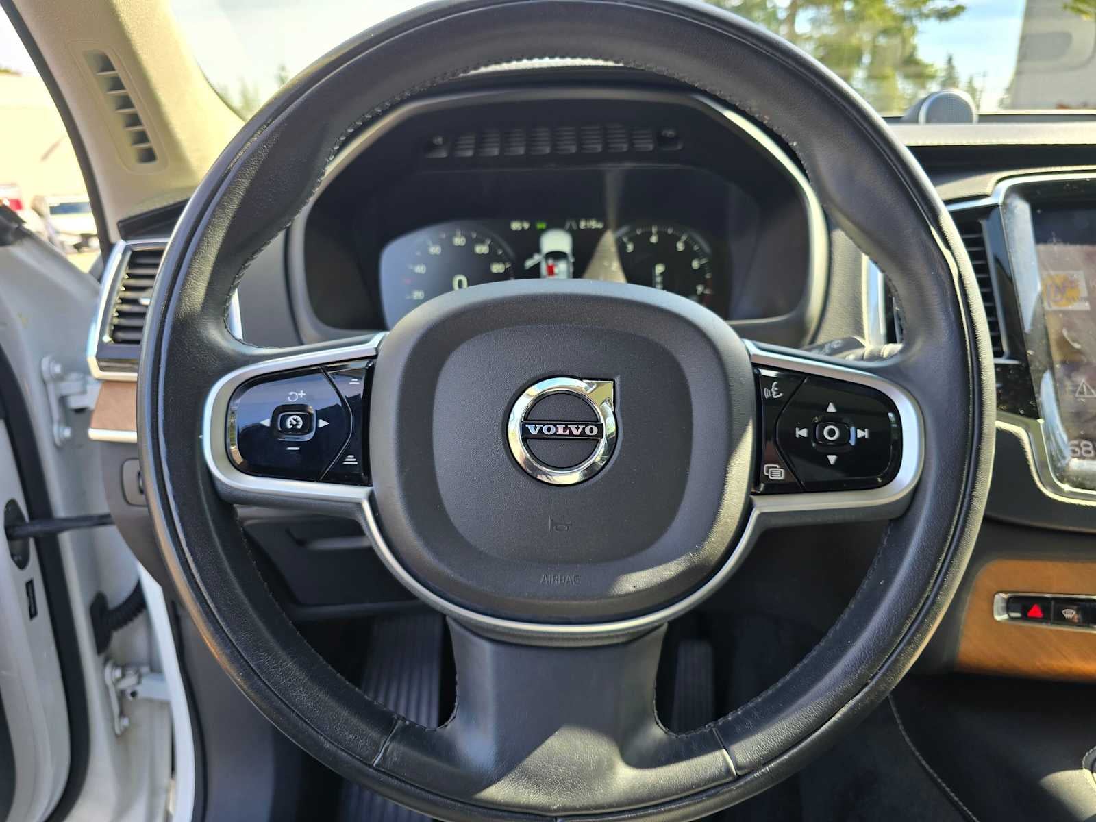 2019 Volvo XC90 Inscription