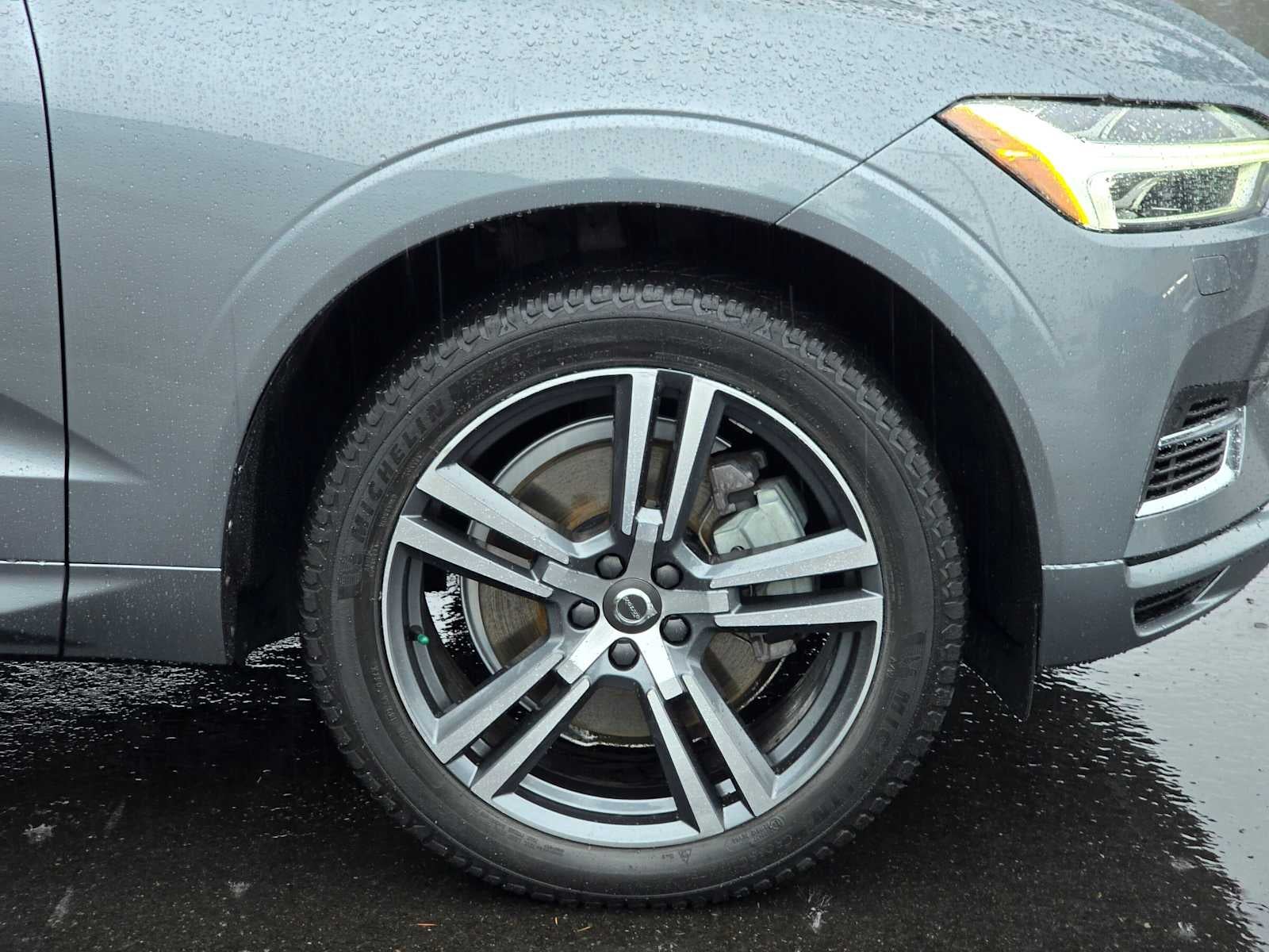 2020 Volvo XC60 Momentum
