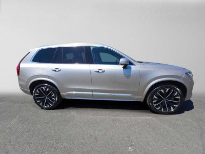 2026 Volvo XC90 Plug-In Hybrid Plus