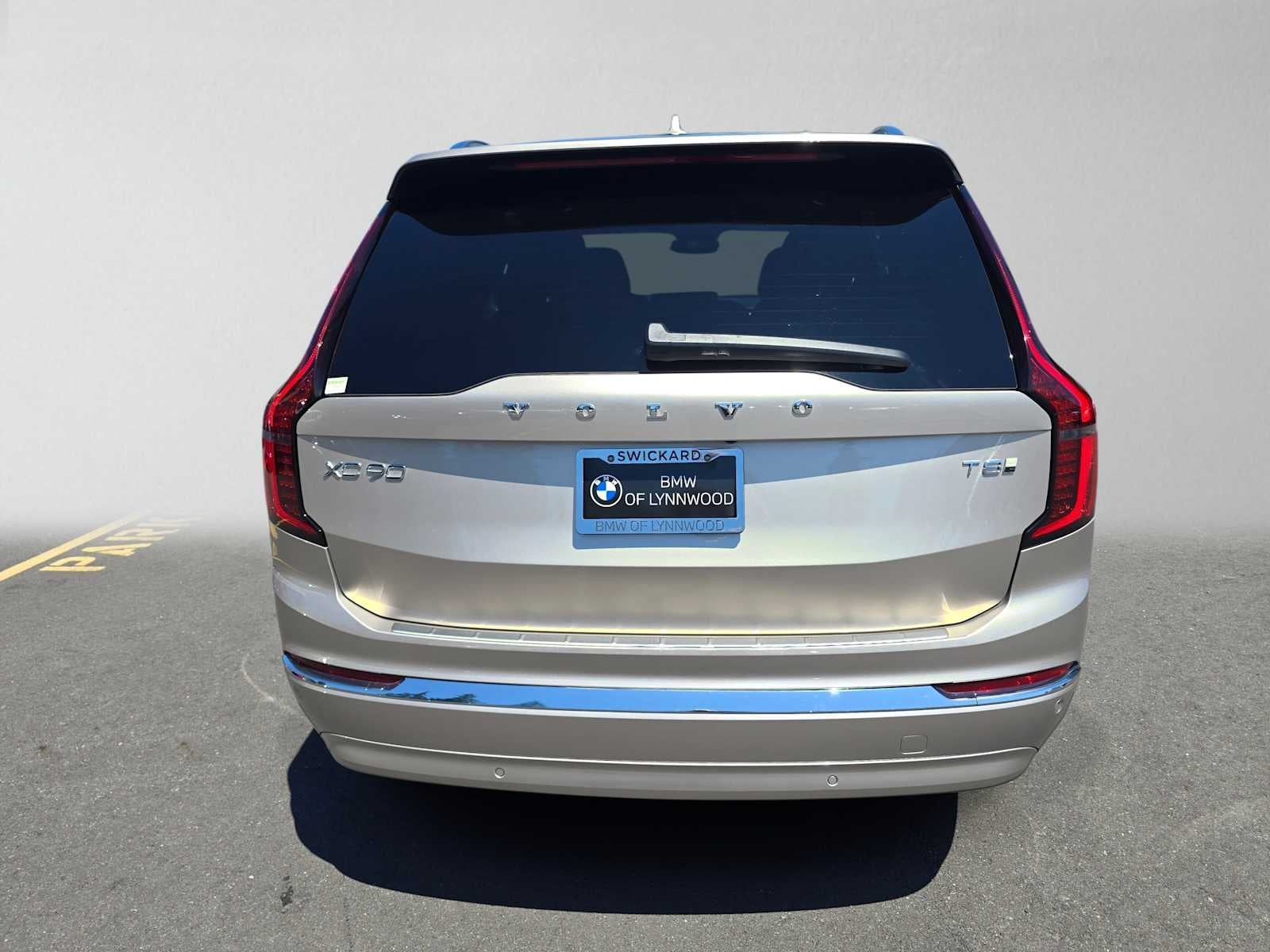 2026 Volvo XC90 Plug-In Hybrid Plus