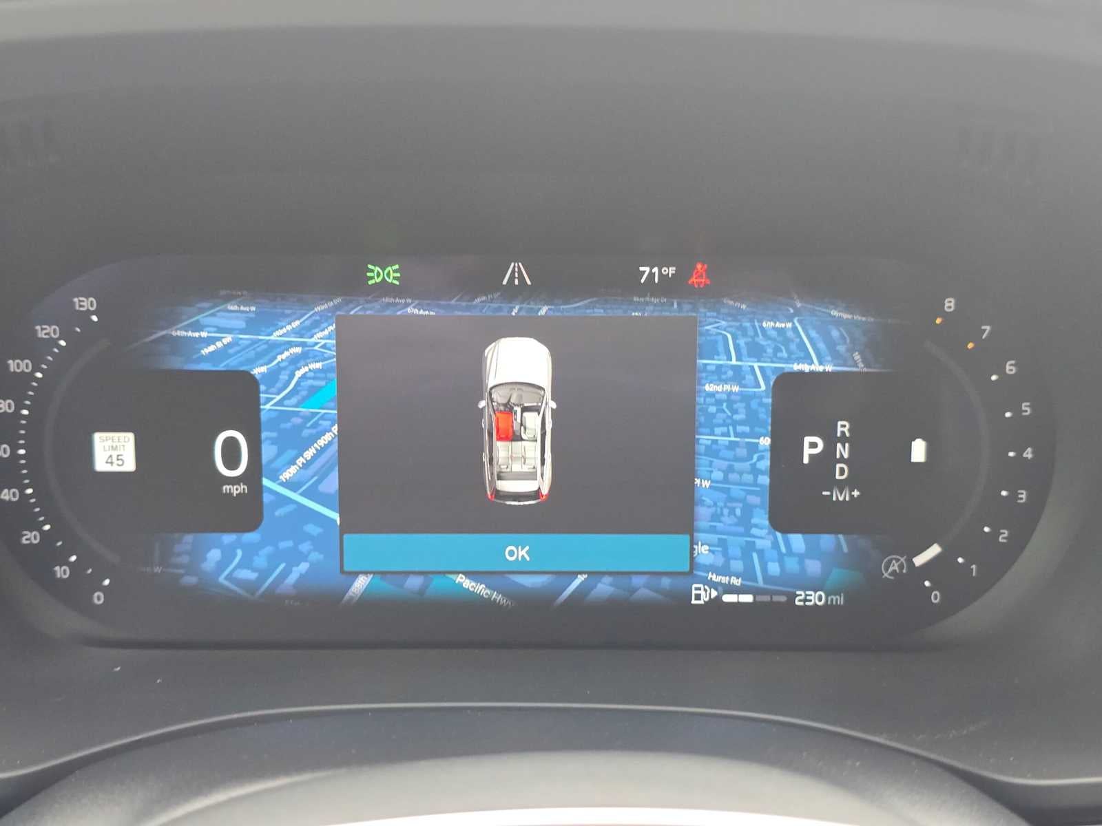 2023 Volvo XC60 Plus Dark Theme