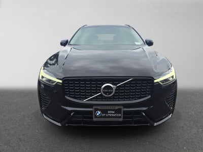 2023 Volvo XC60 Plus Dark Theme