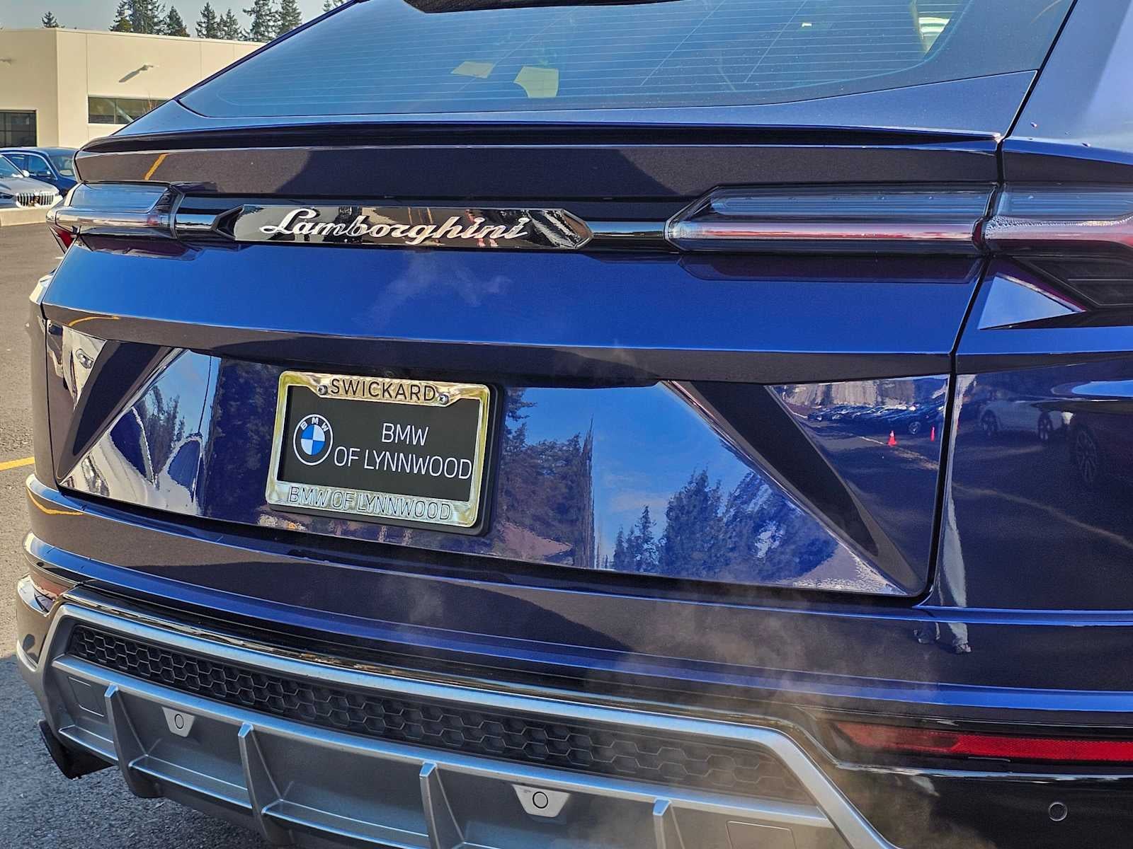 2019 Lamborghini Urus AWD