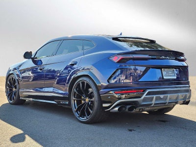 2019 Lamborghini Urus AWD