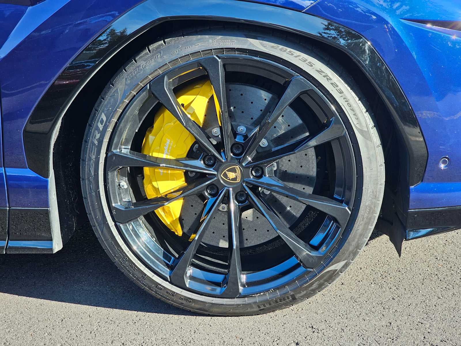 2019 Lamborghini Urus AWD