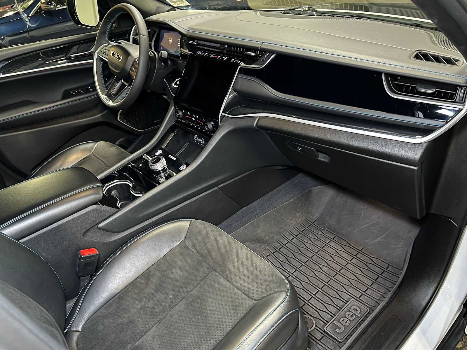 2022 Jeep Grand Cherokee 4xe Trailhawk