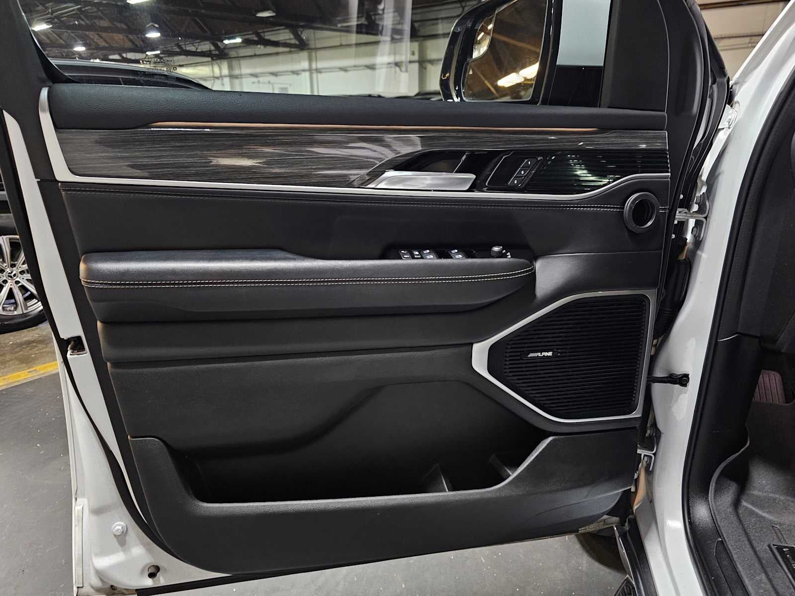 2022 Jeep Wagoneer Series II