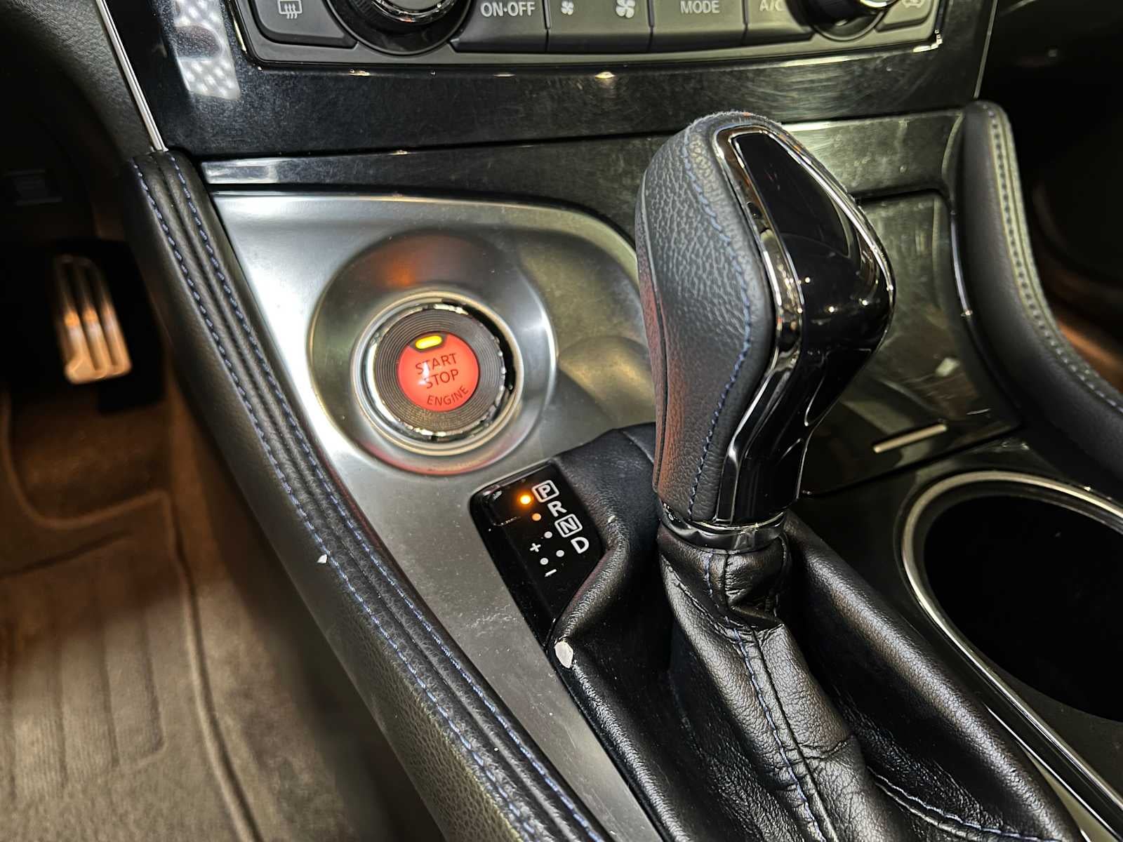 2017 Nissan Maxima SR