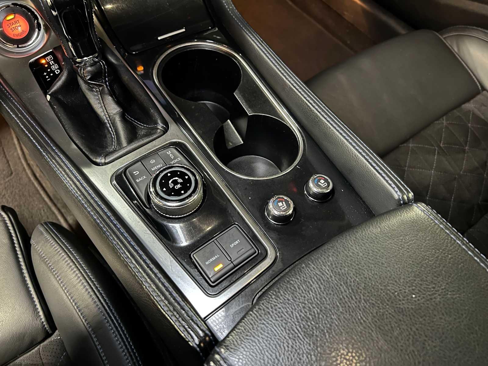 2017 Nissan Maxima SR