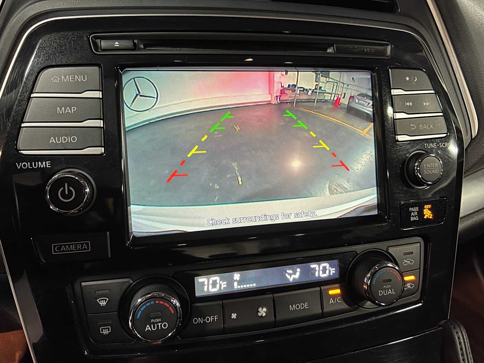 2017 Nissan Maxima SR