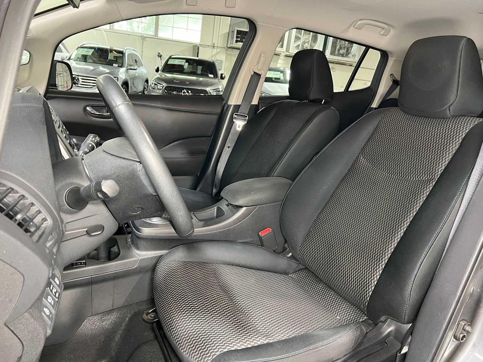 2015 Nissan LEAF S