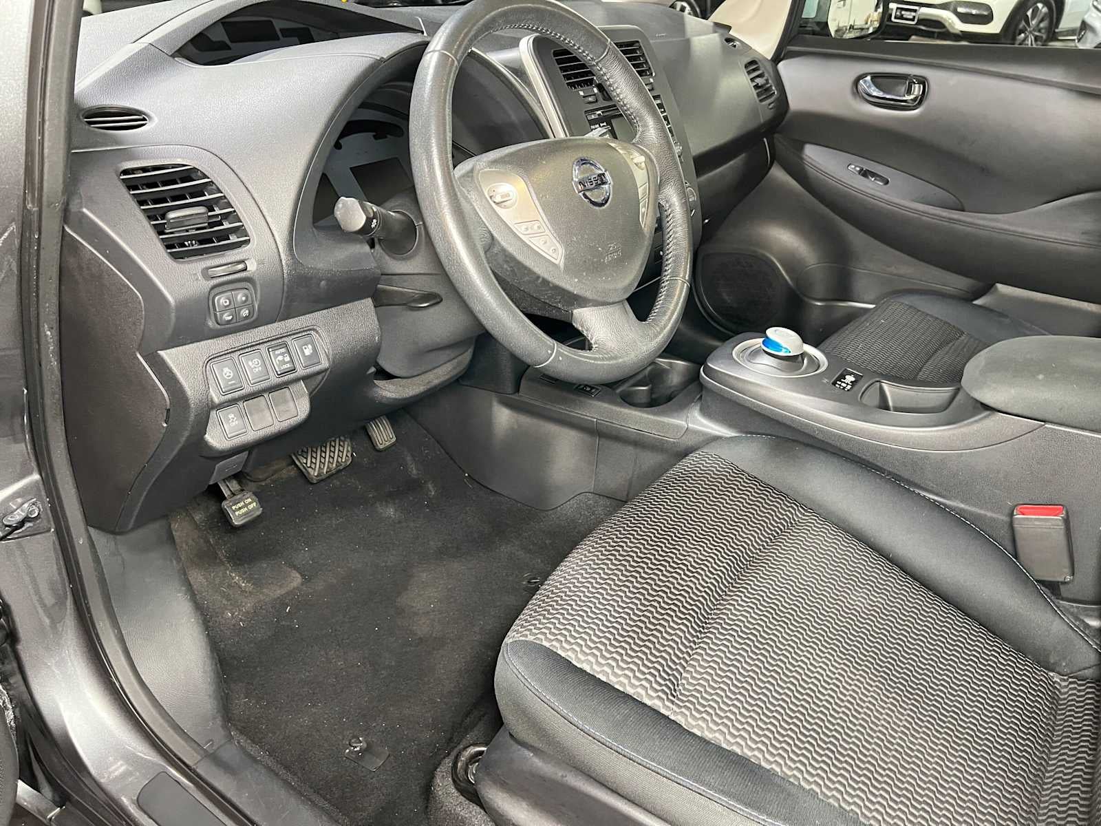 2015 Nissan LEAF S