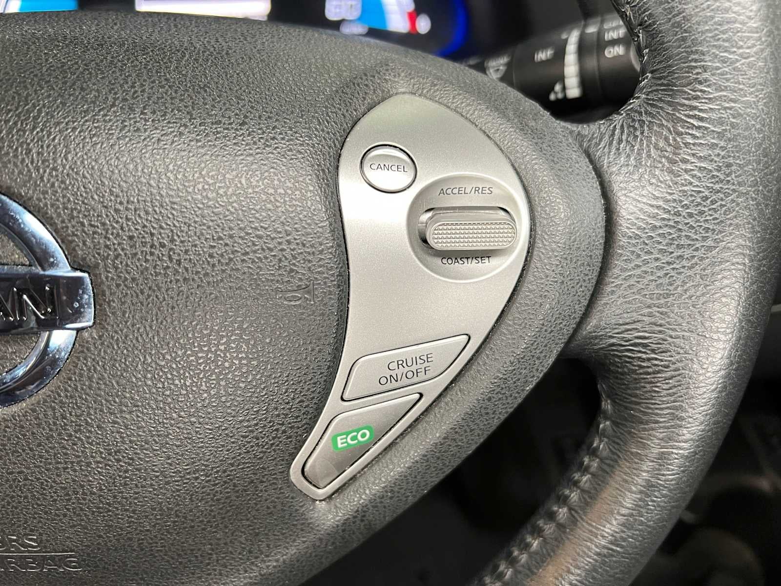 2015 Nissan LEAF S