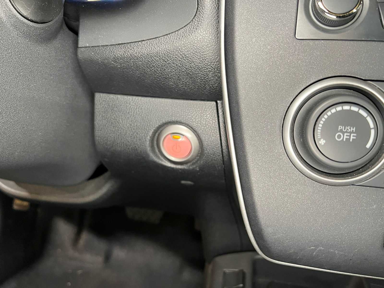 2015 Nissan LEAF S