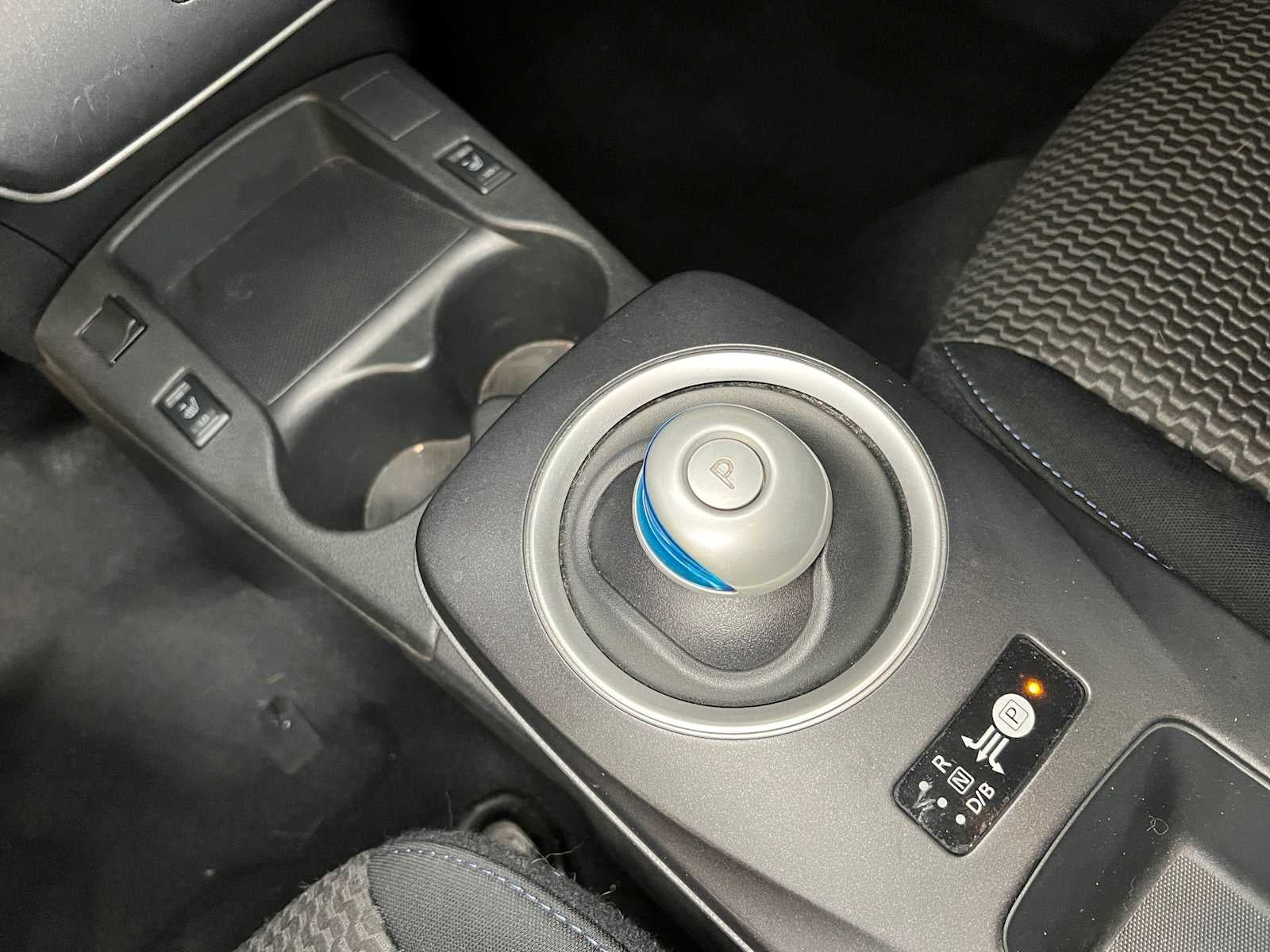 2015 Nissan LEAF S