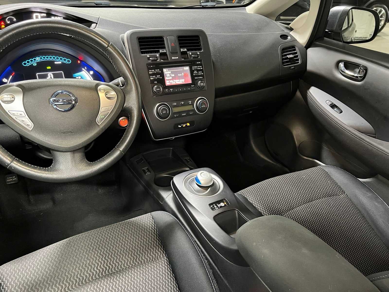 2015 Nissan LEAF S