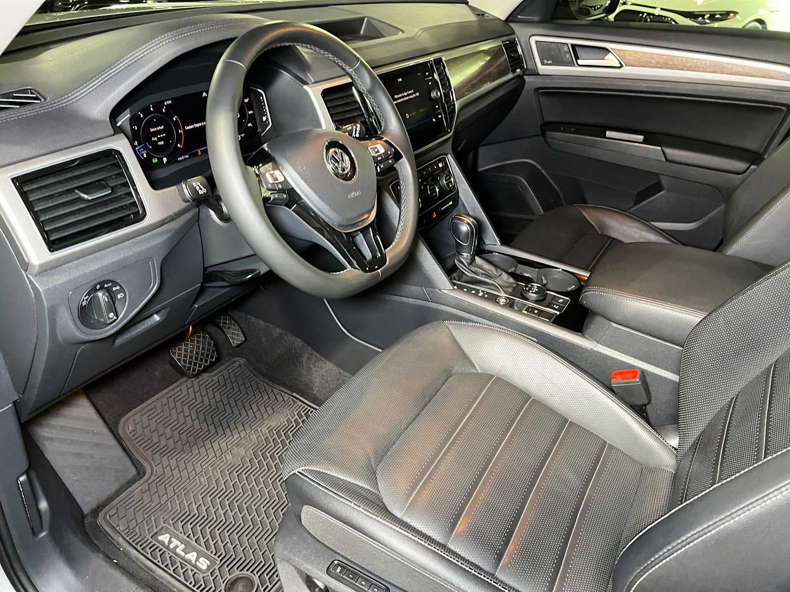 2019 Volkswagen Atlas 3.6L V6 SEL Premium