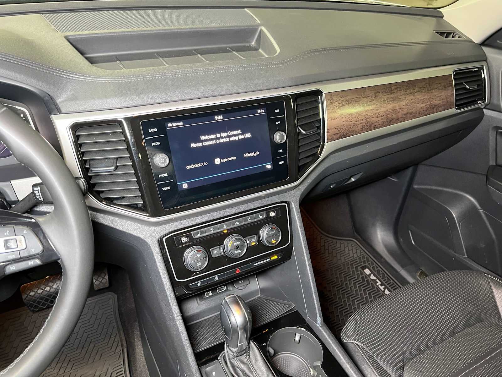 2019 Volkswagen Atlas 3.6L V6 SEL Premium