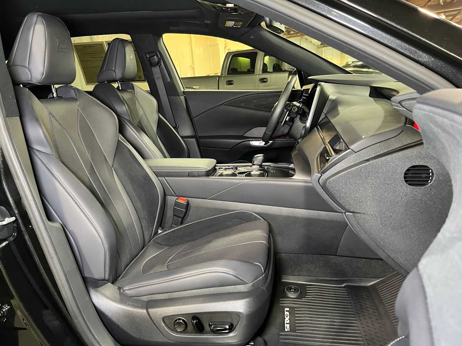 2023 Lexus RX 500h F SPORT Performance