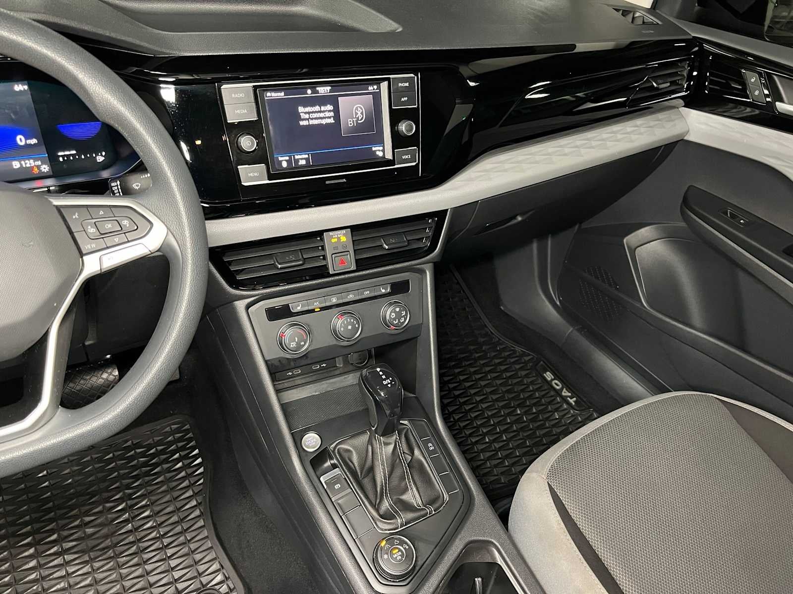 2022 Volkswagen Taos S