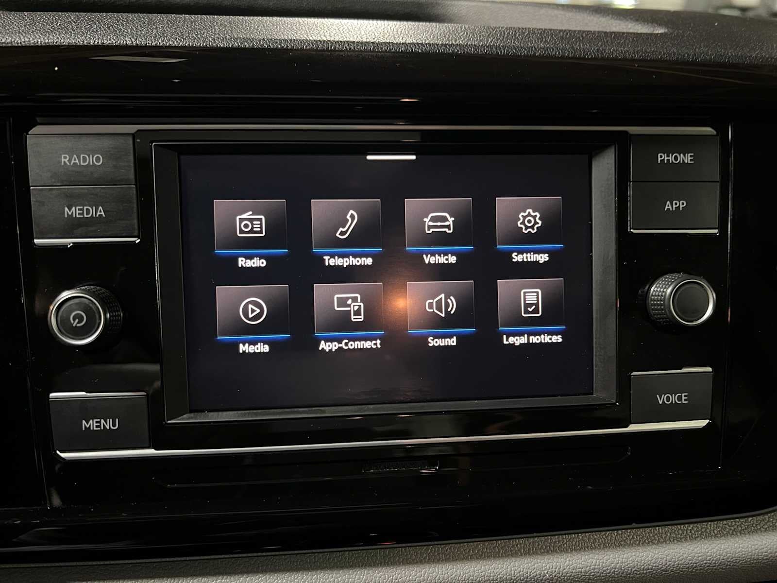 2022 Volkswagen Taos S
