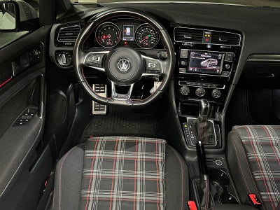 2019 Volkswagen Golf GTI S