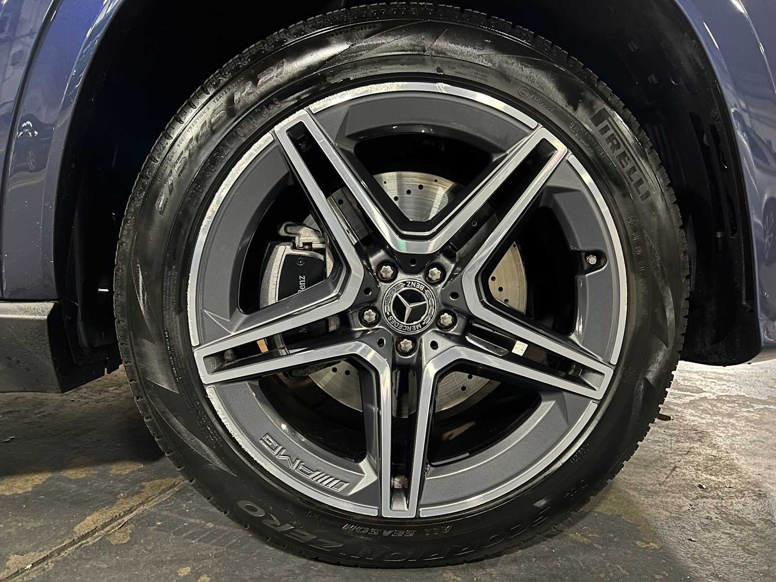 2025 Mercedes-Benz GLS 450 GLS 450