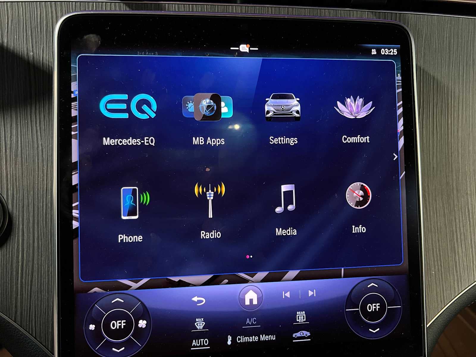 2026 Mercedes-Benz EQE 320+ SUV