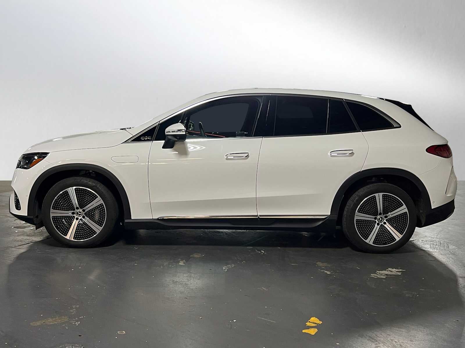 2026 Mercedes-Benz EQE 320+ SUV