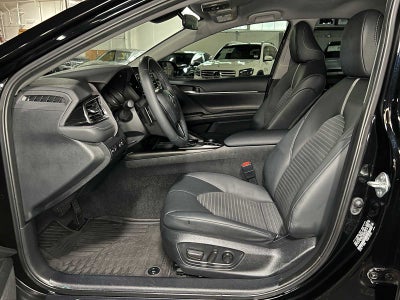 2024 Toyota Camry Hybrid SE