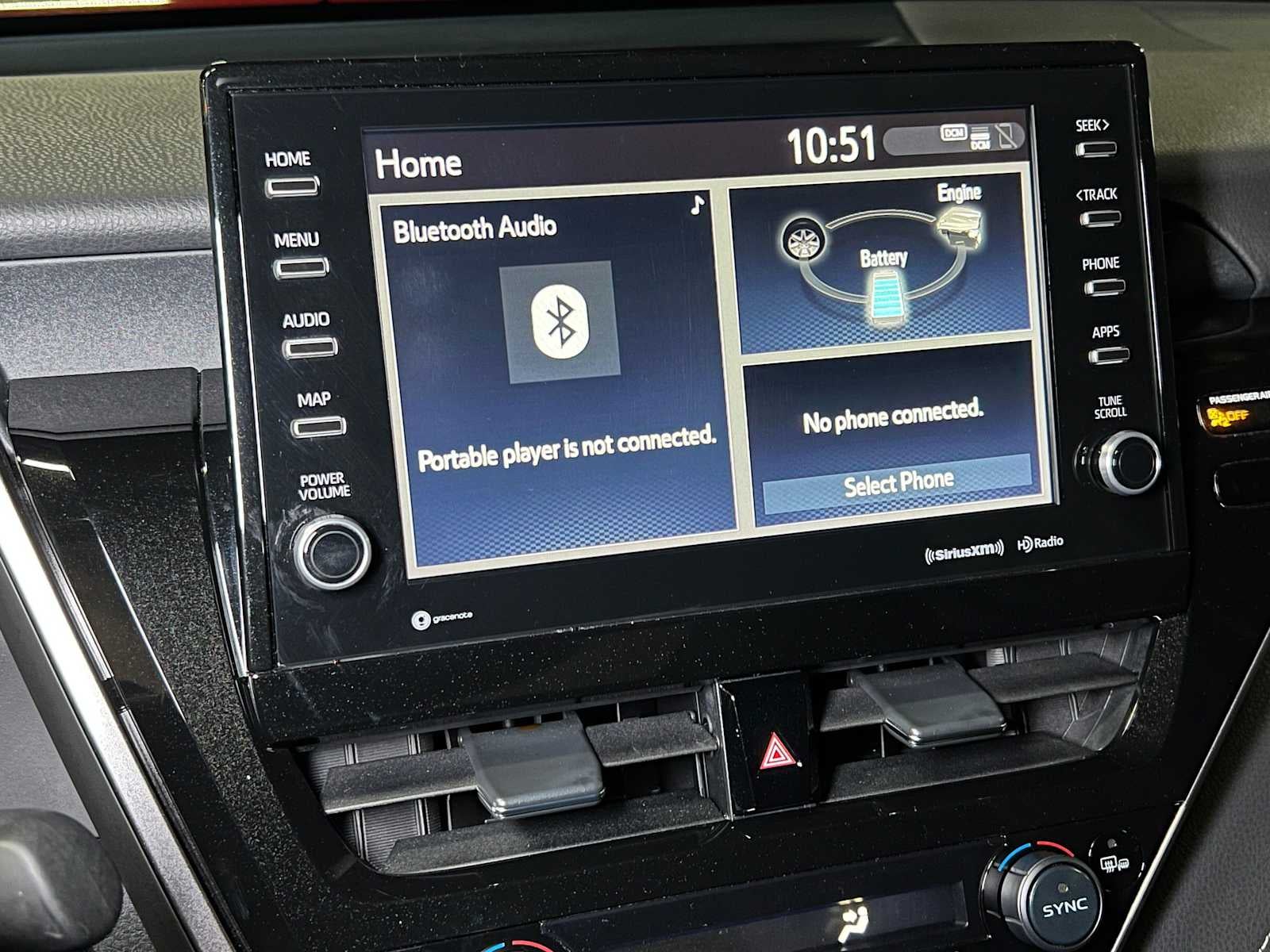 2022 Toyota Camry Hybrid SE