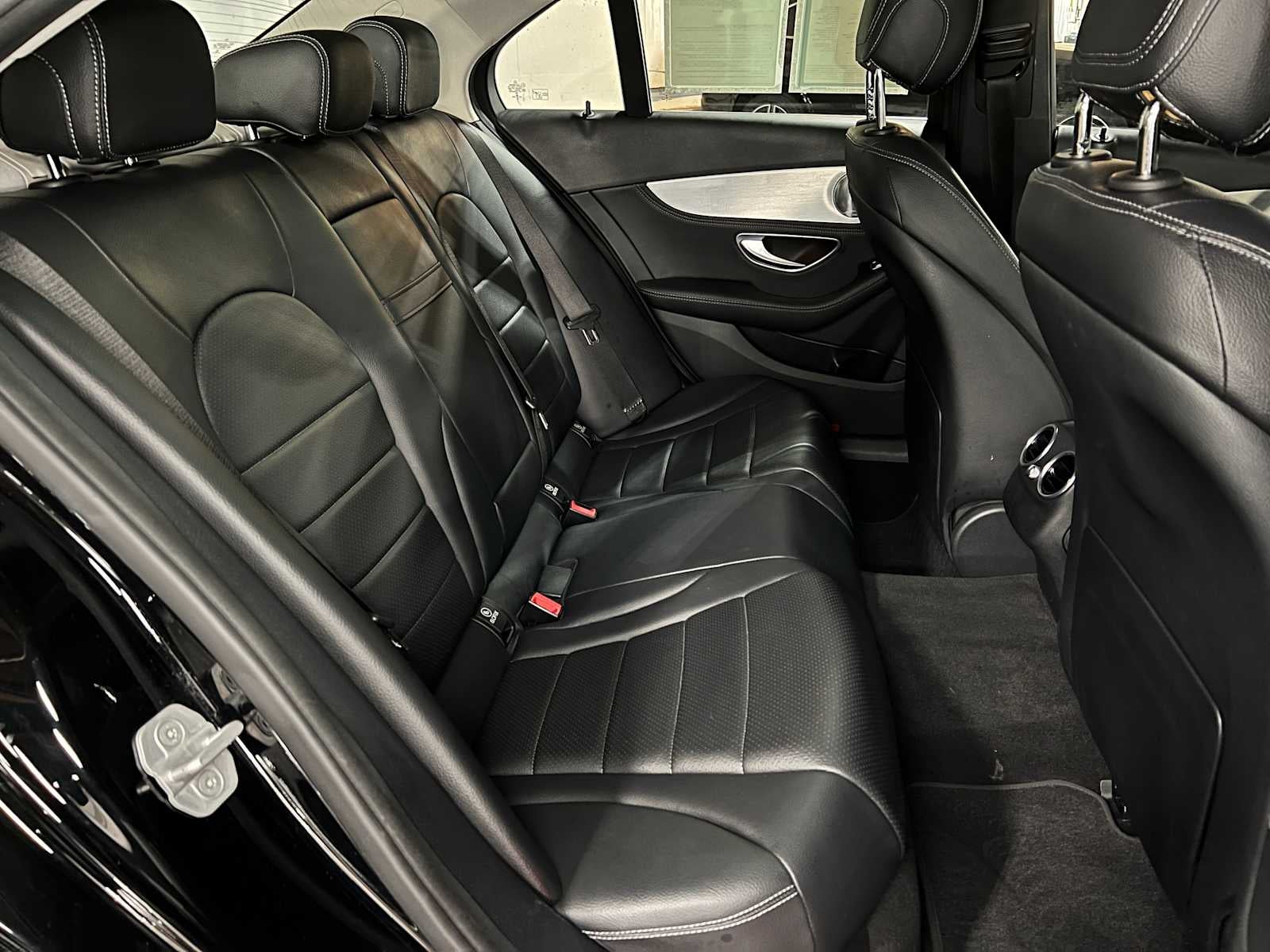 2015 Mercedes-Benz C 300 4dr Sdn 4MATIC®