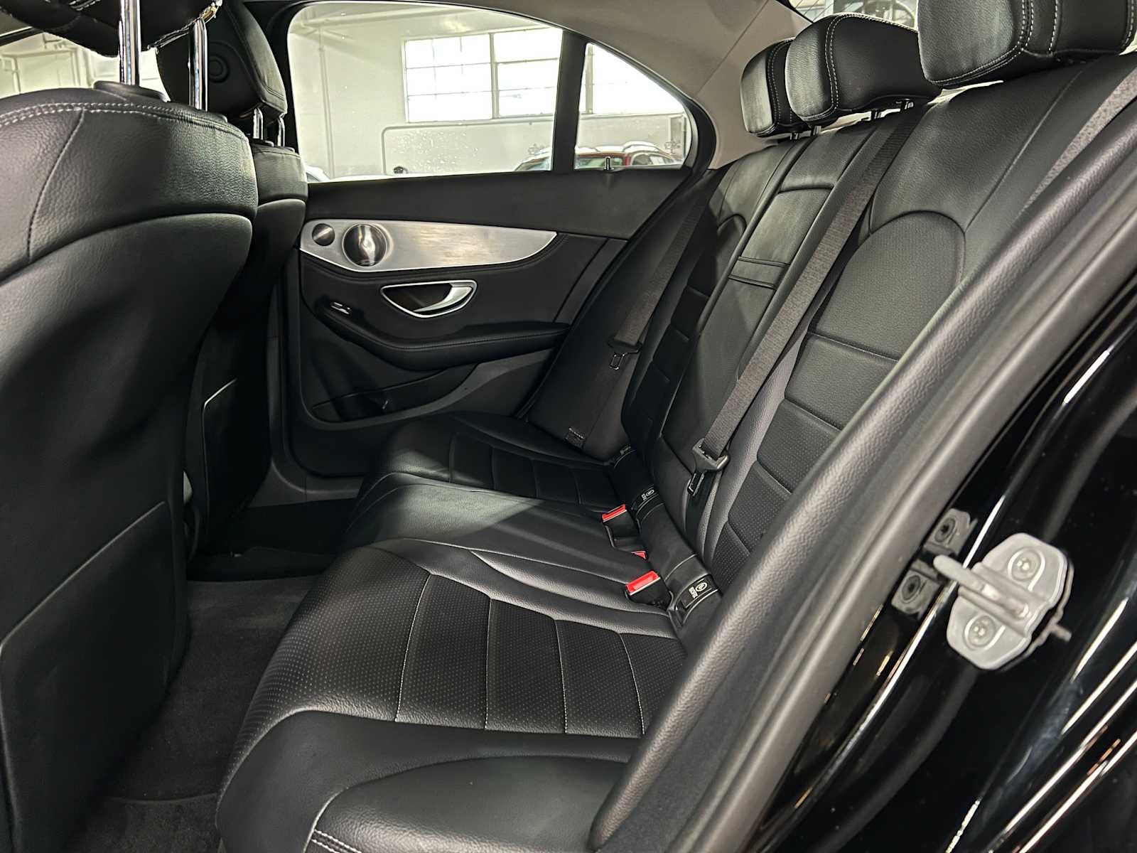 2015 Mercedes-Benz C 300 4dr Sdn 4MATIC®